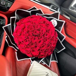 LONG STEM HAND BOUQUETS